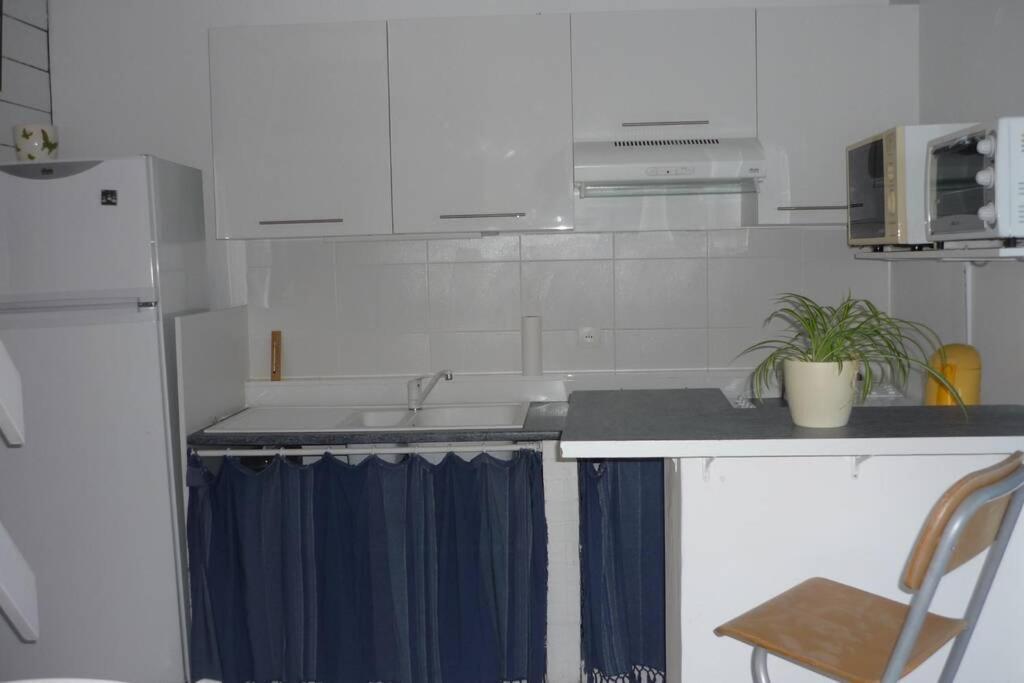 Appartement T1 bis duplex à 2 pas de la plage à Larmor-Plage Extérieur photo